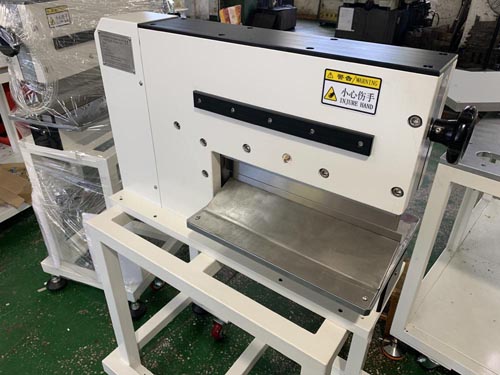 PCB linear separator machine