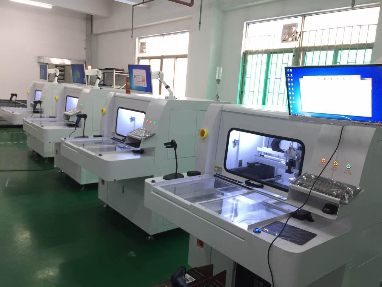 Functions of programmable PCB depaneling router machine